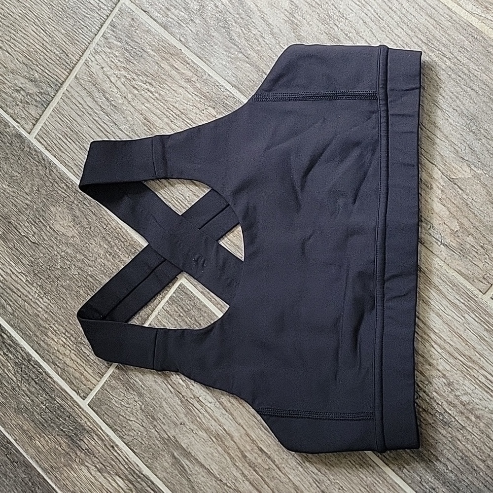 Lululemon Athletica Sports Bra Black Size 6